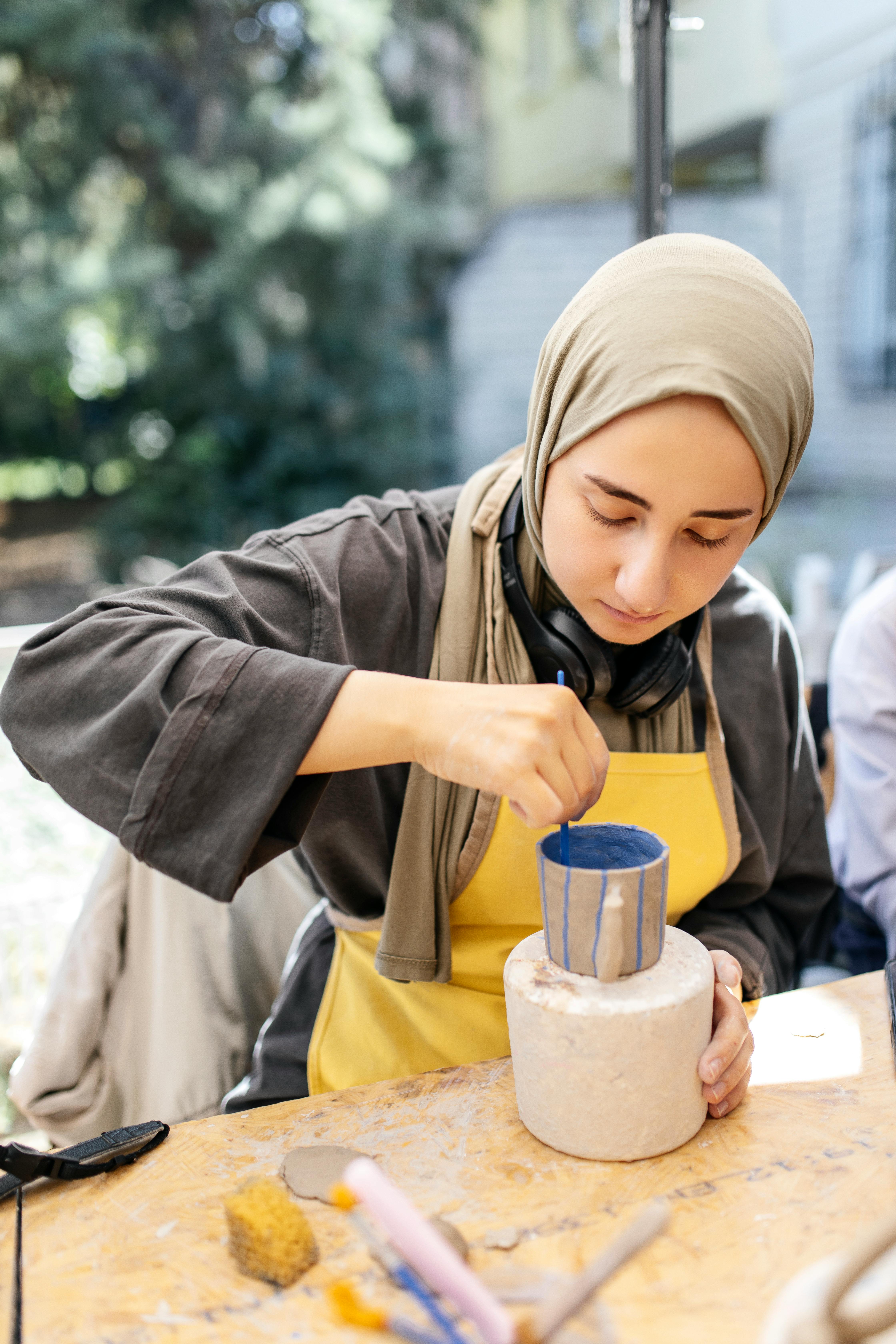 Fatima painting ceramics